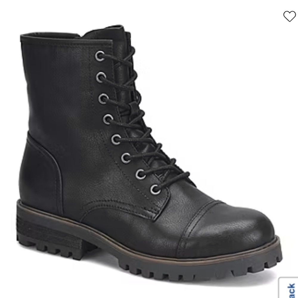 NWB b.o.c.‎ Women' s Amiah Comfort Lace Up Boot With Lug Sole Size 7.5